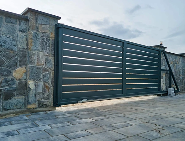 Custom Aluminum Gate Installation Solutions in Highlands, BC