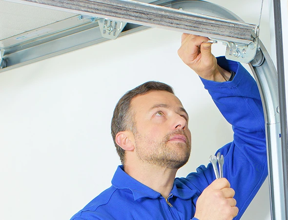 Best Garage Door Roller Replacement in Victoria, BC